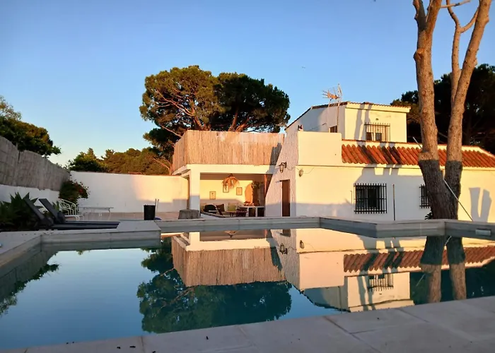 La Estrella - Piscina Privada